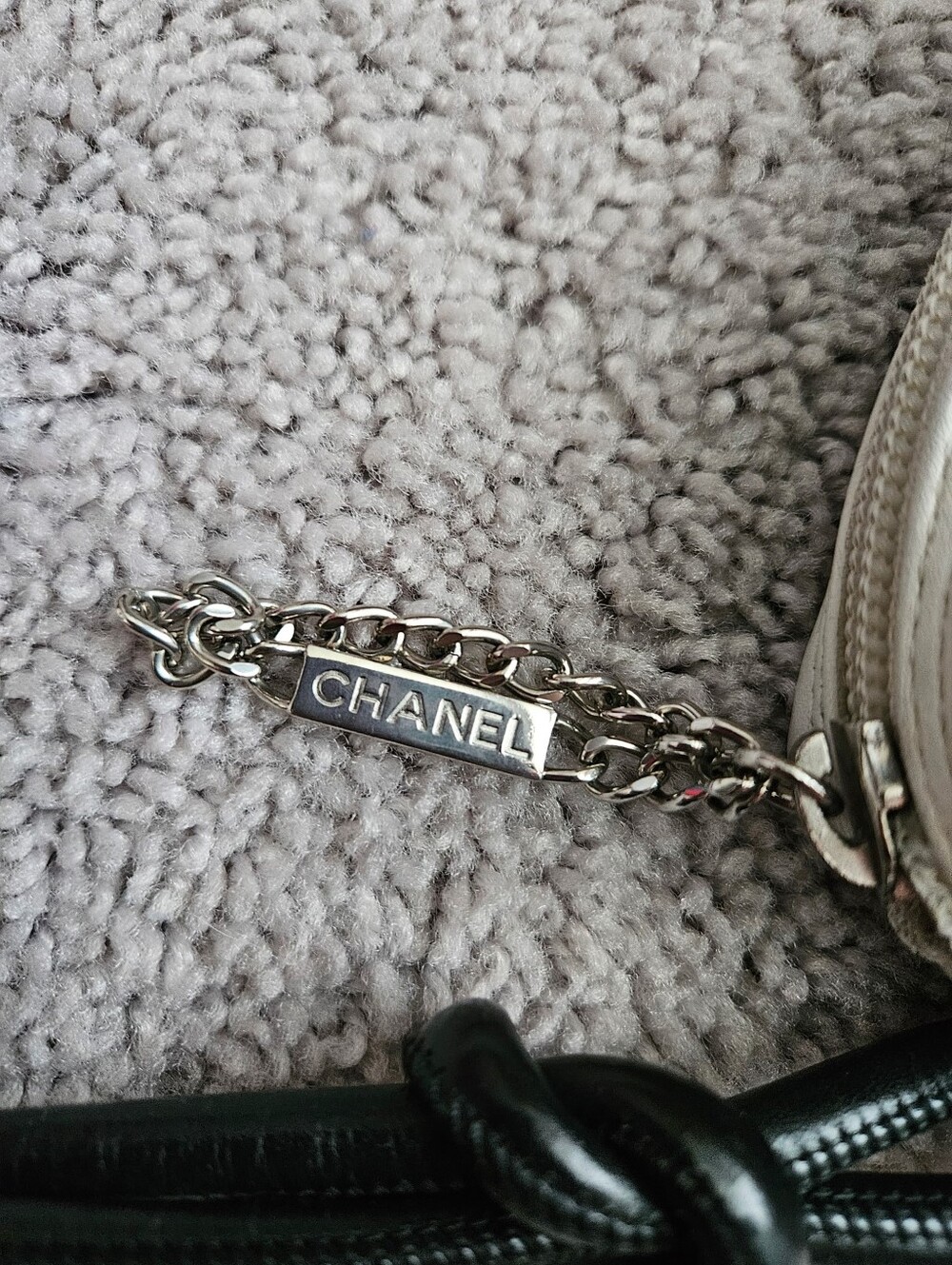 Chanel Cambon Line Small Bag - Picture 6 of 7